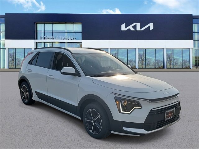 2024 Kia Niro LX