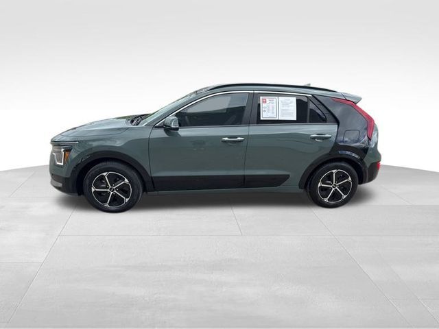 2024 Kia Niro SX