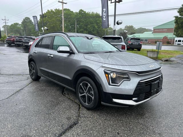 2024 Kia Niro SX