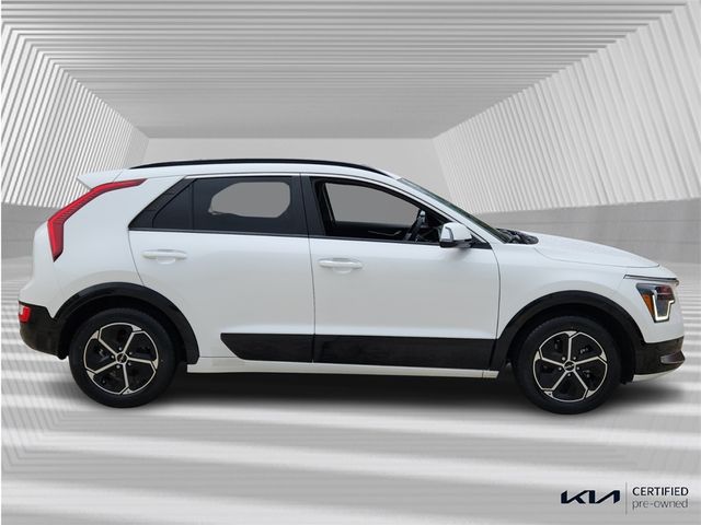 2024 Kia Niro SX