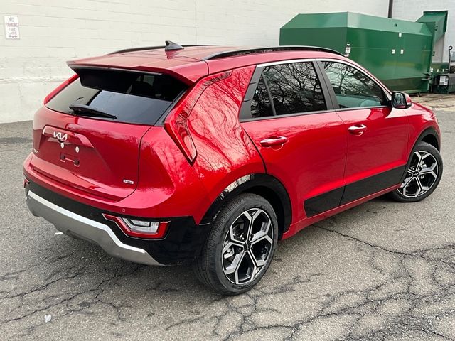 2024 Kia Niro SX Touring