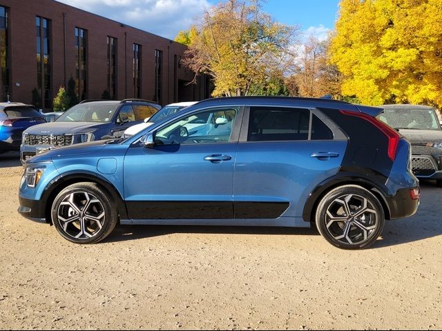 2024 Kia Niro Plug-In Hybrid SX Touring