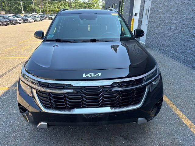 2024 Kia Seltos EX