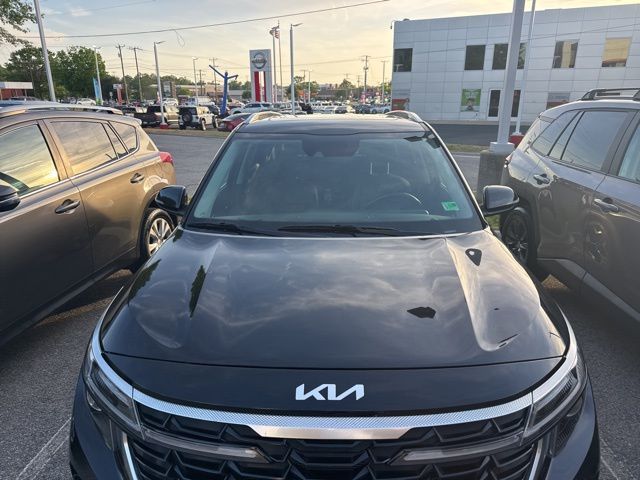 2024 Kia Seltos EX