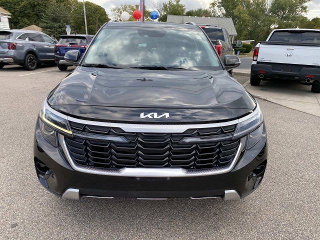 2024 Kia Seltos EX