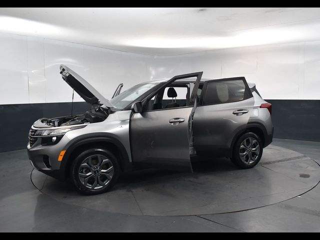 2024 Kia Seltos LX