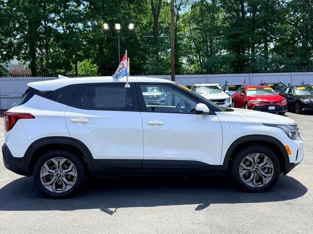 2024 Kia Seltos LX