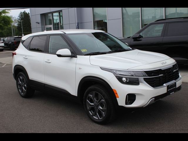 2024 Kia Seltos LX