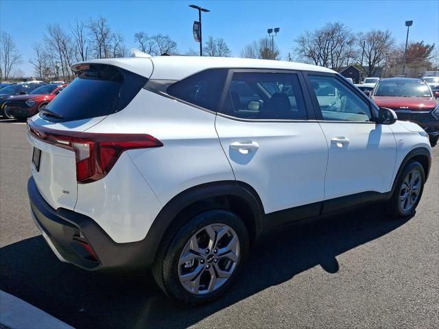 2024 Kia Seltos LX