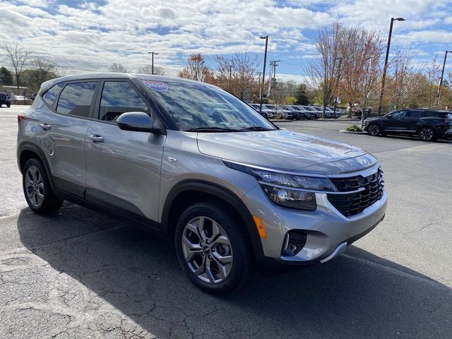 2024 Kia Seltos LX