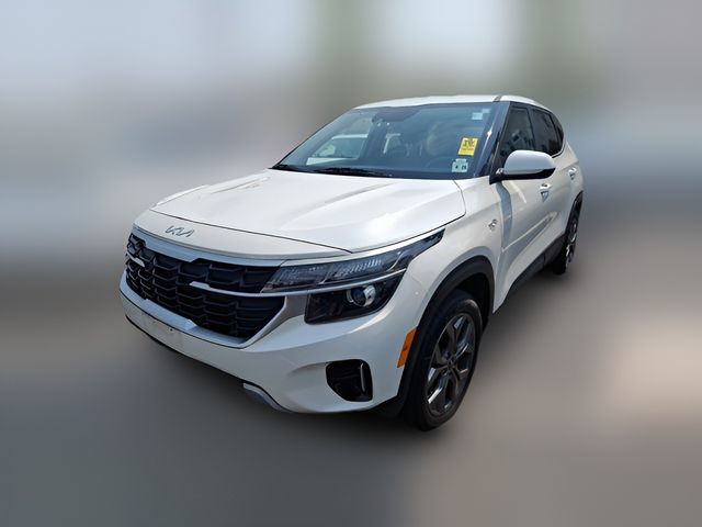 2024 Kia Seltos LX