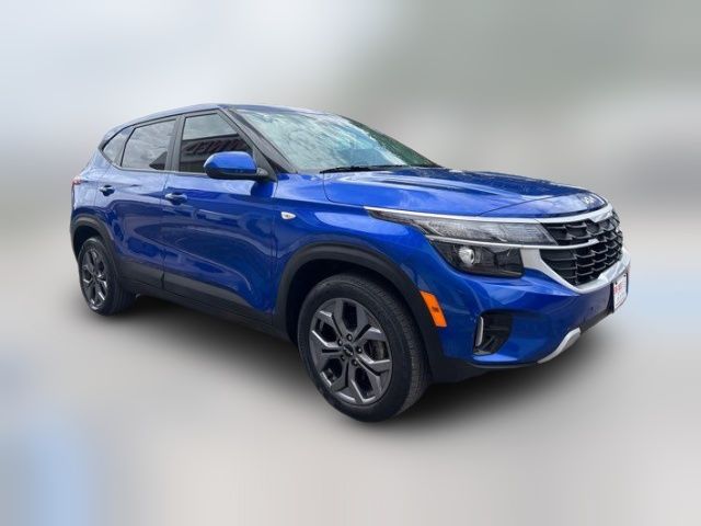 2024 Kia Seltos LX