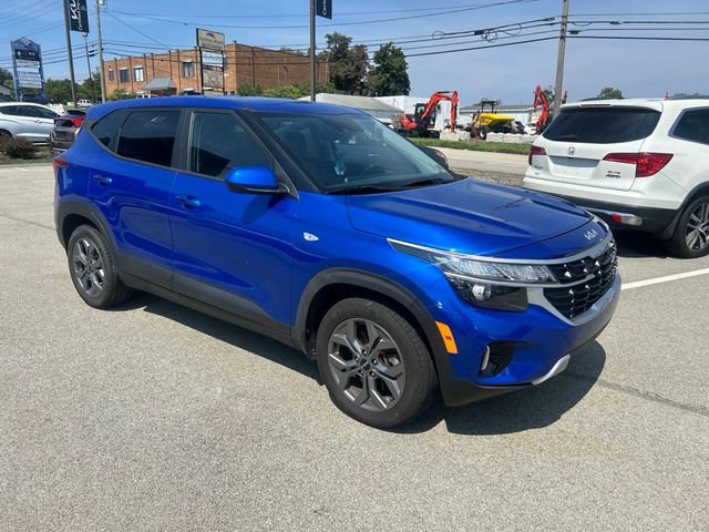 2024 Kia Seltos LX