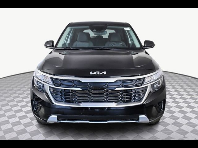 2024 Kia Seltos LX