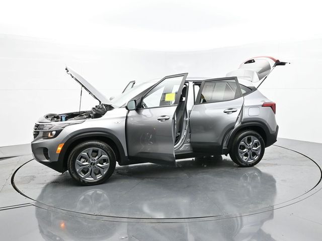 2024 Kia Seltos LX