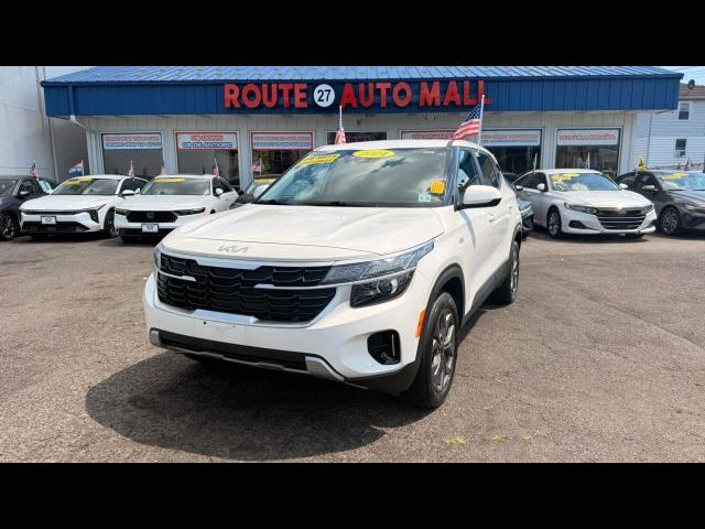 2024 Kia Seltos LX