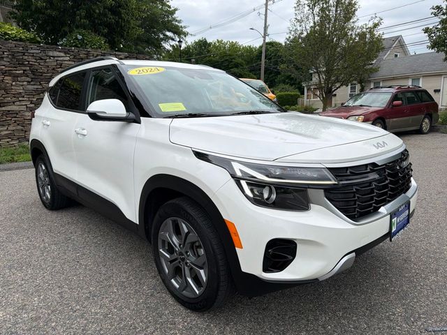 2024 Kia Seltos S