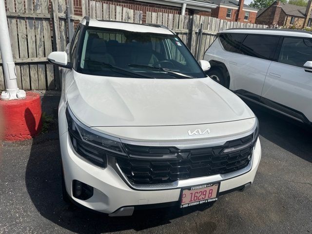2024 Kia Seltos SX