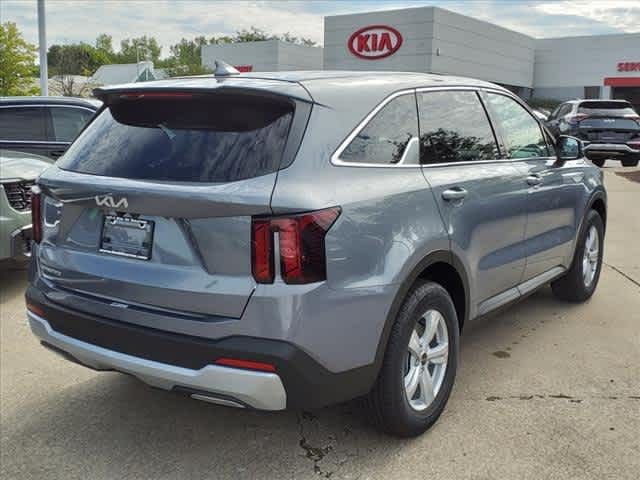 2024 Kia Sorento LX