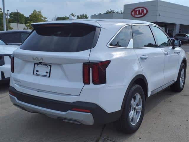 2024 Kia Sorento LX