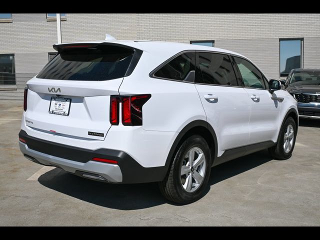 2024 Kia Sorento LX