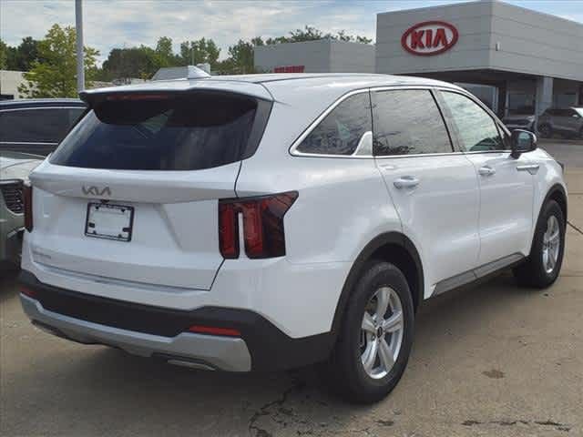 2024 Kia Sorento LX