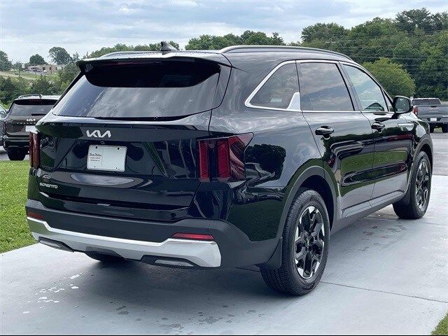 2024 Kia Sorento S