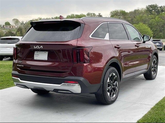 2024 Kia Sorento S