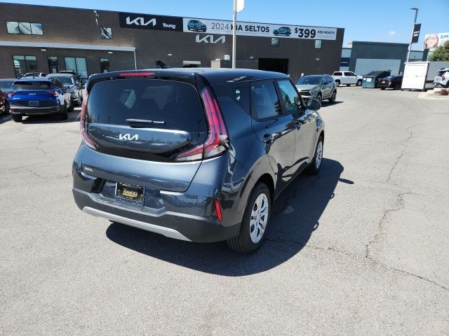 2024 Kia Soul LX