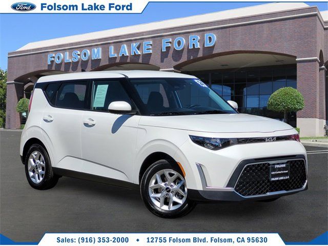 2024 Kia Soul LX