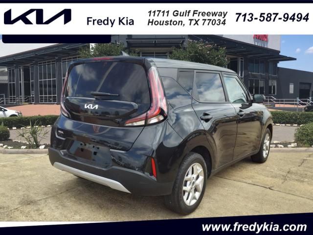 2024 Kia Soul LX