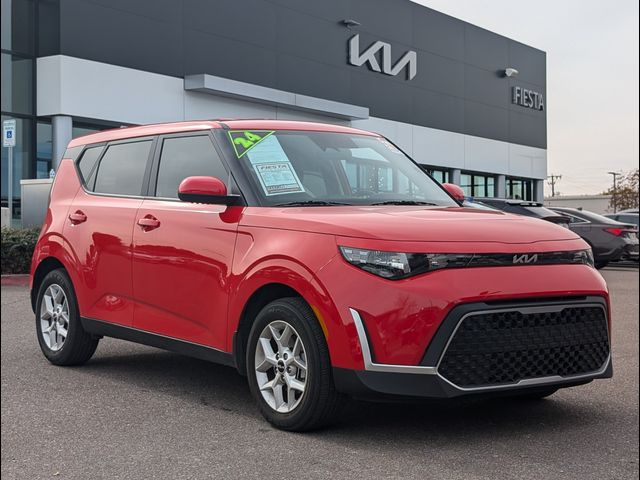 2024 Kia Soul LX