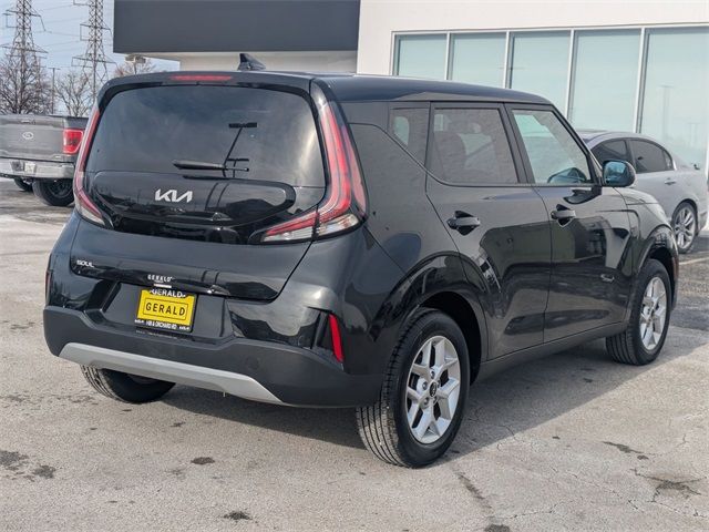 2024 Kia Soul LX