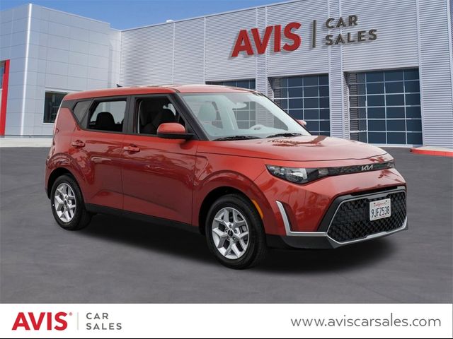 2024 Kia Soul LX