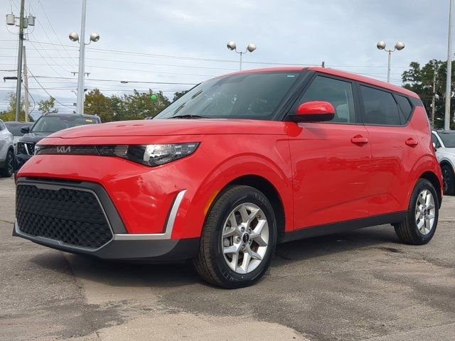 2024 Kia Soul LX