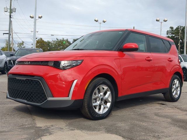 2024 Kia Soul LX