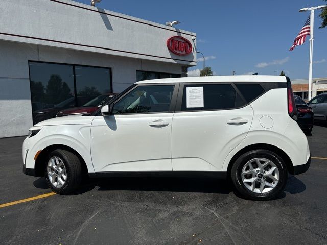 2024 Kia Soul LX