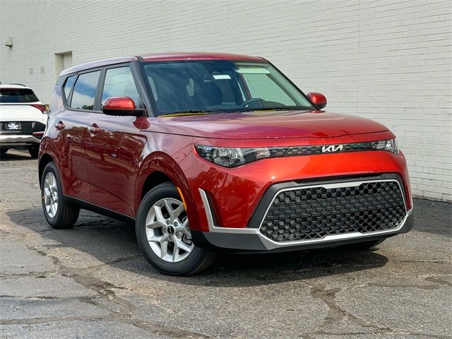 2024 Kia Soul LX