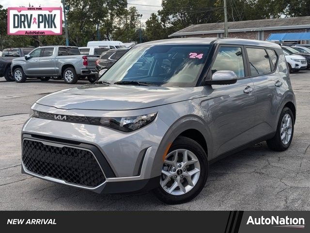 2024 Kia Soul LX