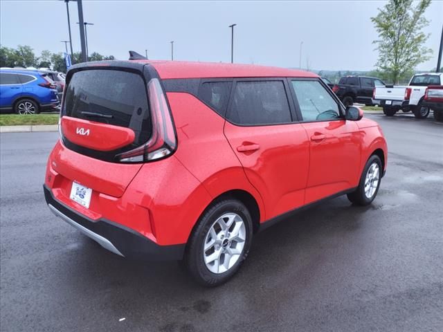 2024 Kia Soul LX