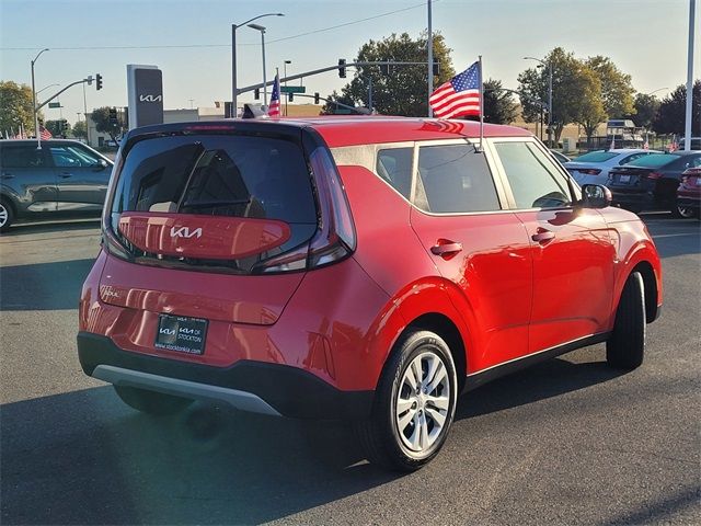 2024 Kia Soul LX