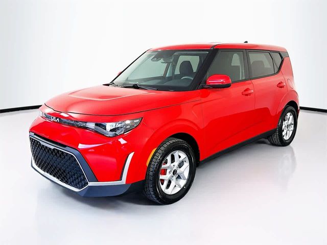 2024 Kia Soul LX