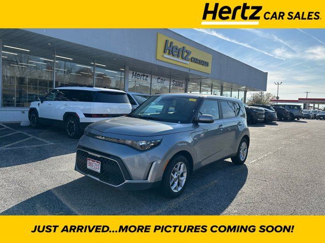 2024 Kia Soul LX