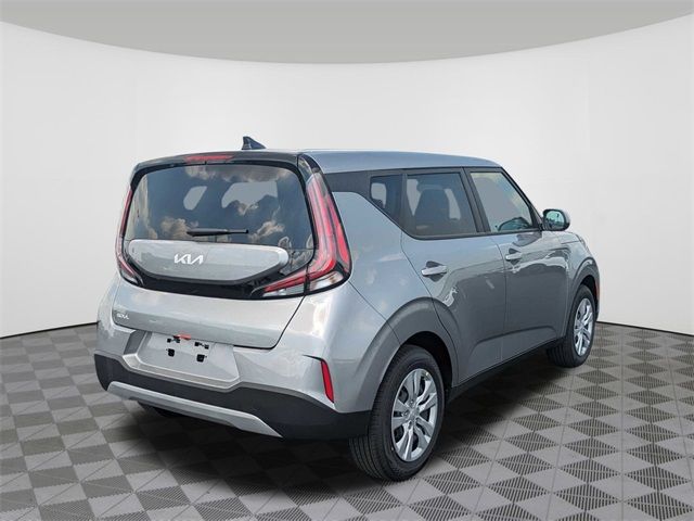 2024 Kia Soul LX