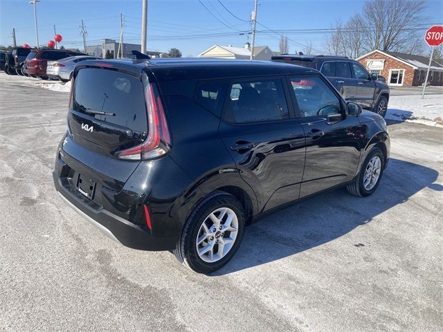 2024 Kia Soul LX