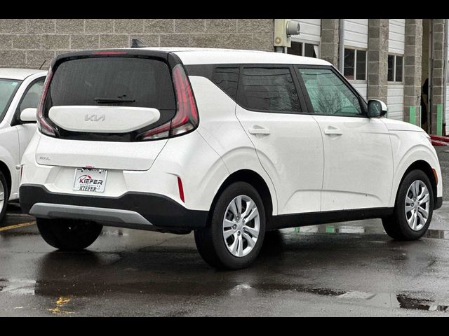 2024 Kia Soul LX