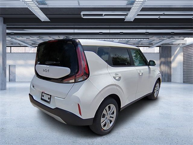 2024 Kia Soul LX