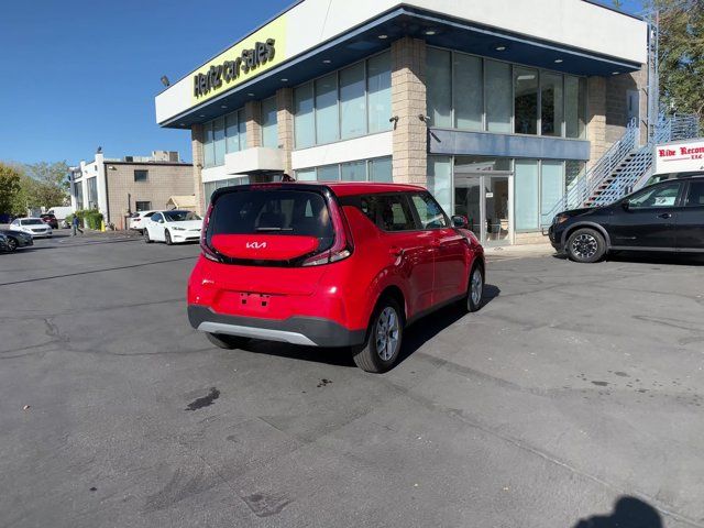 2024 Kia Soul LX