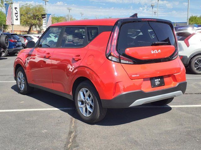 2024 Kia Soul LX