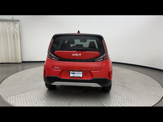 2024 Kia Soul LX